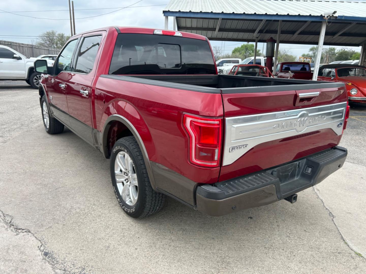 2016 Red Ford F-150 XLT SuperCrew 6.5-ft. Bed 4WD (1FTEW1CG6GF) with an 3.5L V6 TURBO engine, 6A transmission, located at 1687 Business 35 S, New Braunfels, TX, 78130, (830) 625-7159, 29.655487, -98.051491 - Photo#8